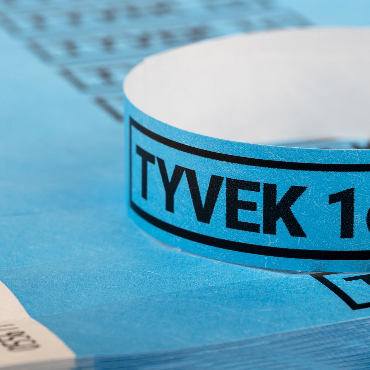 Printed single-colour 19 mm tyvek wristbands - light blue