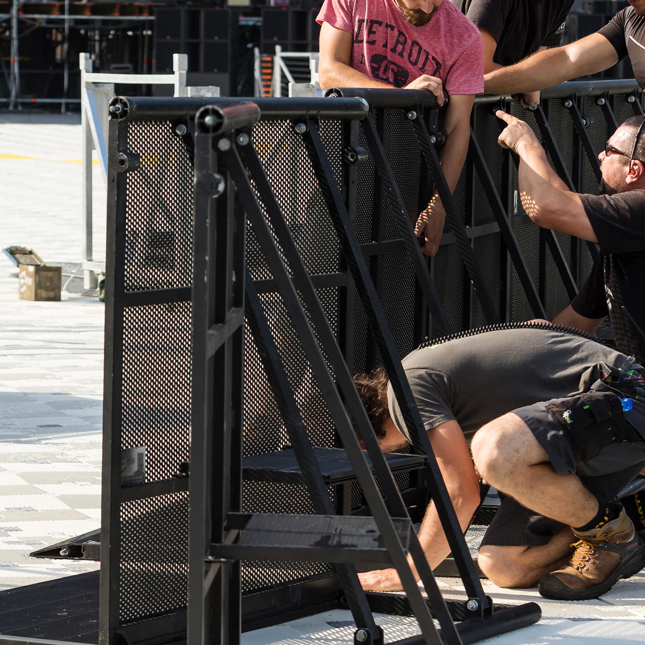 Gigs, stage barricade standard - Standard - silver