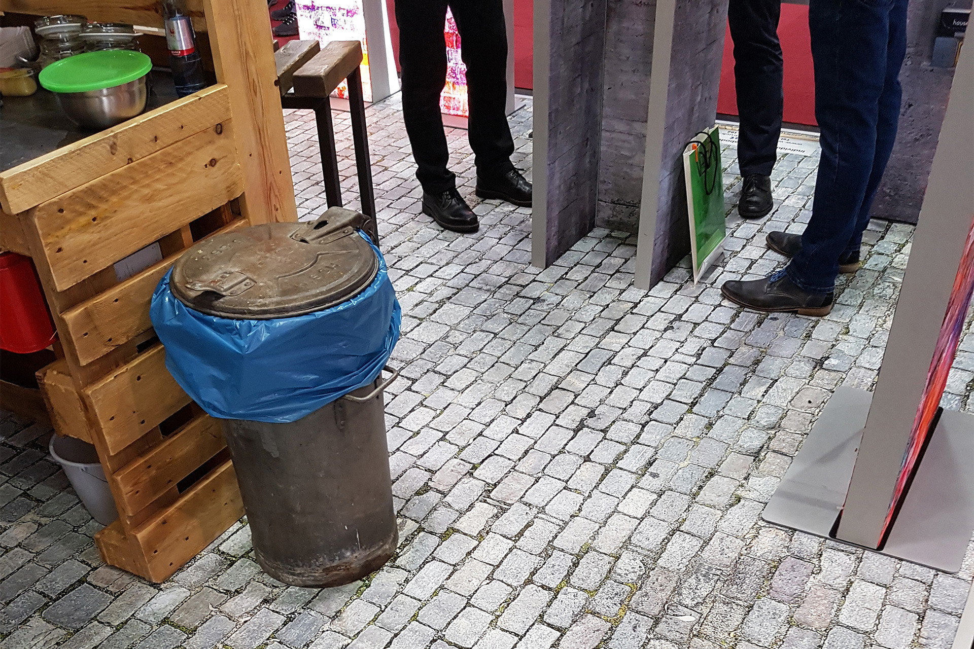 Vlies B1 300 g/m²