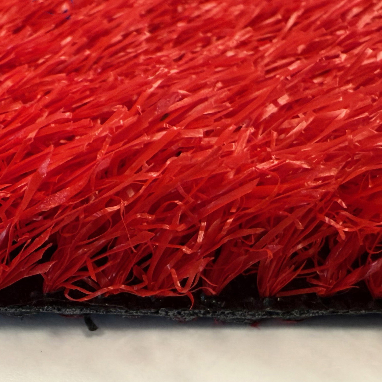 Kunstrasenteppich Rolle rot