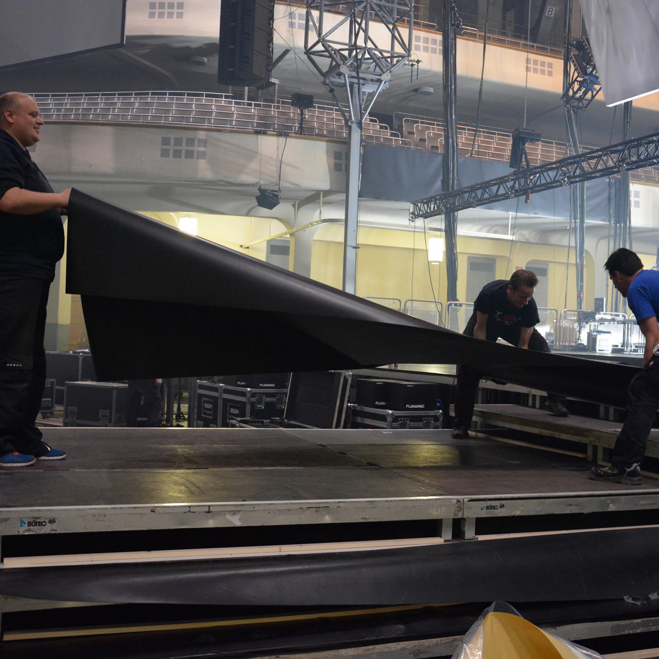 Tanzboden Meterware, schwarz, 2m breit - schwarz