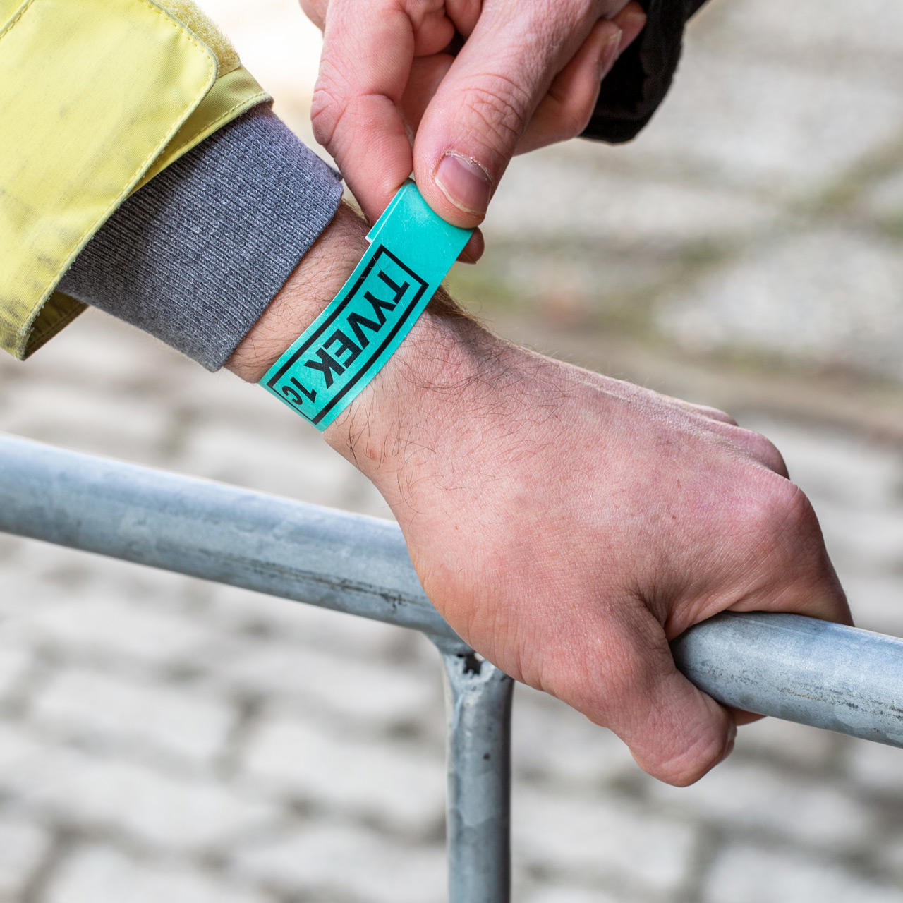 Printed single-colour 19 mm tyvek wristbands - mint