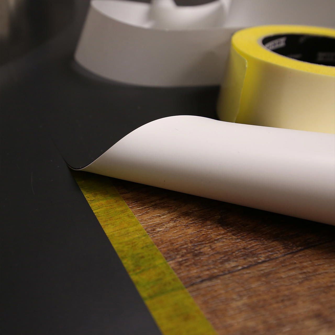 Double-sided film tape GT 702 repositionable