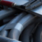 Gewebeklebeband GT 561 - GRIP Gaffa Tape universell einsetzbar Silbernes Gewebeklebeband bündelt gerillte graue Schläuche