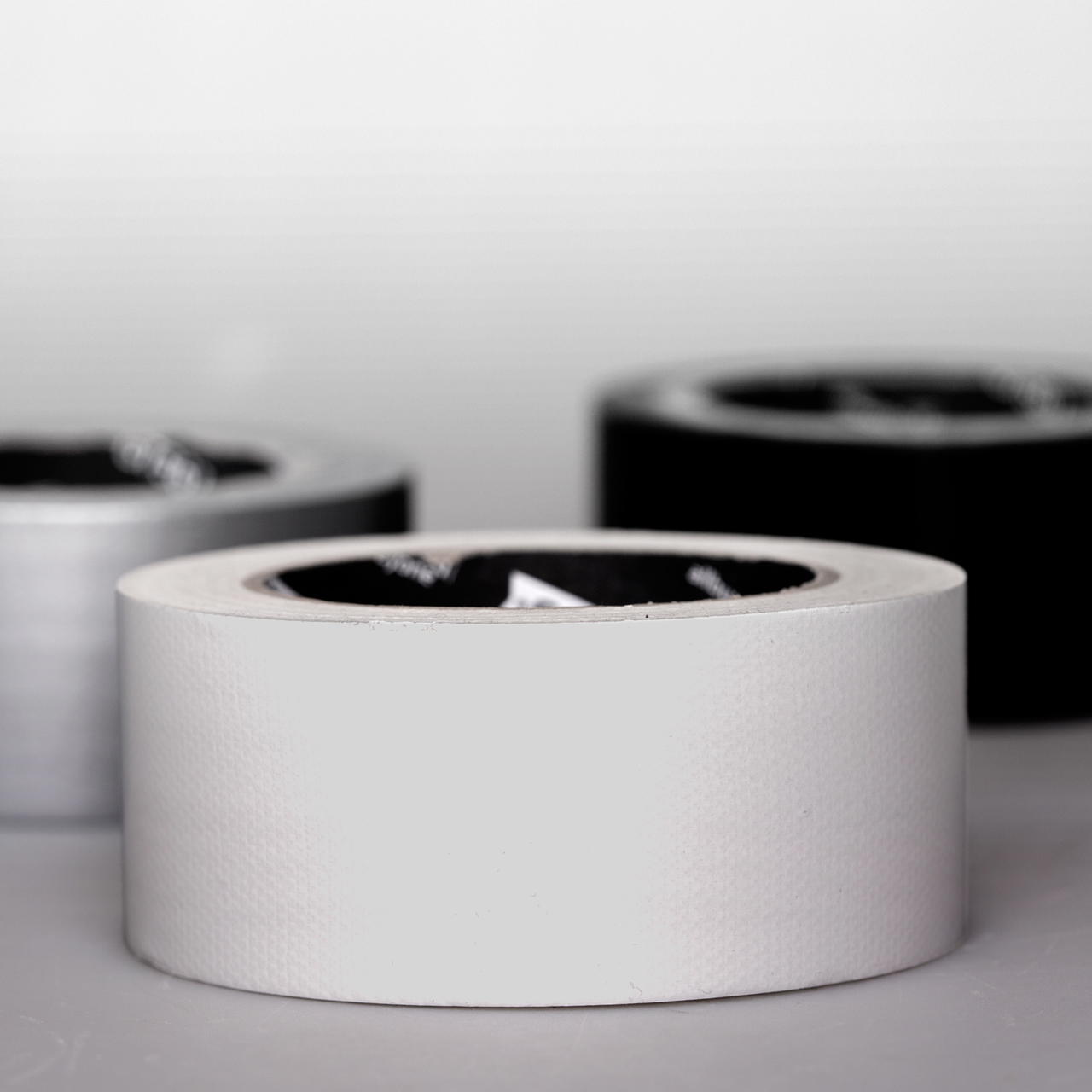 Adhesive cloth tape GT 561 - 25 m - white