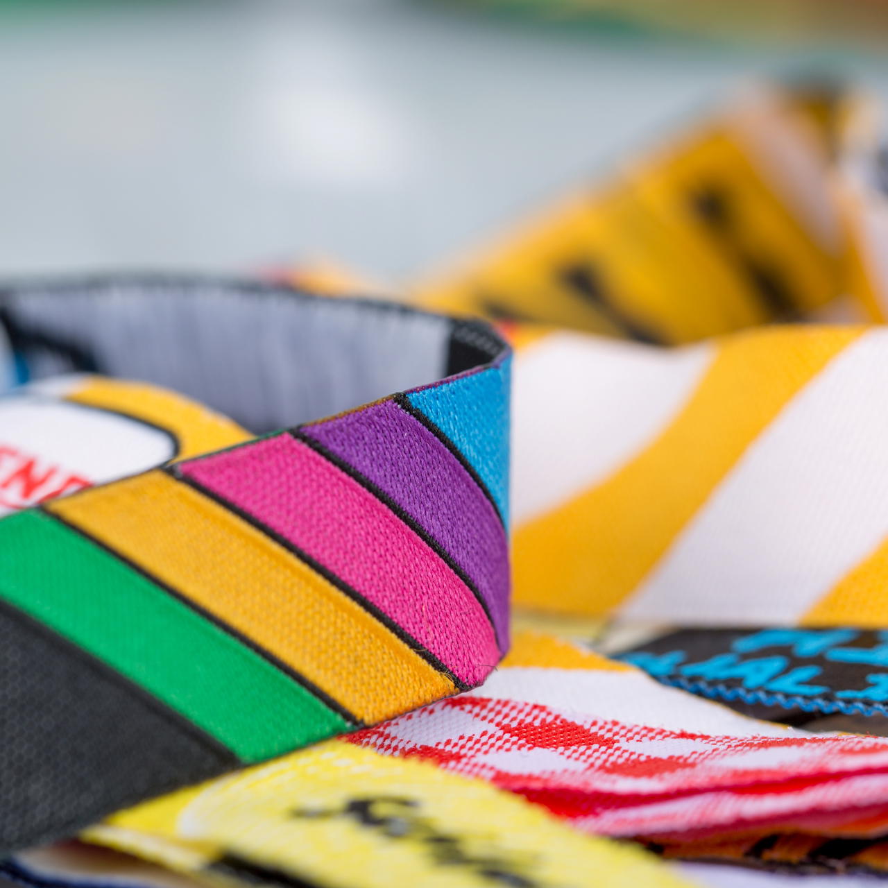 Stoff Eintrittsbänder gewebt - 1-seitig - Plastik-Verschluss (selbstverschließend)