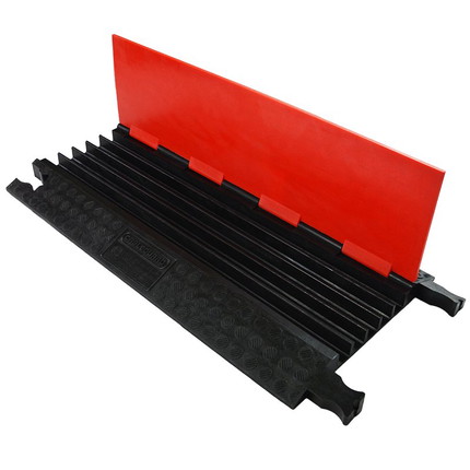 Cable Ramp Red Line 5-Channel 22° angled ramp with lid (Article No. 2011074)
