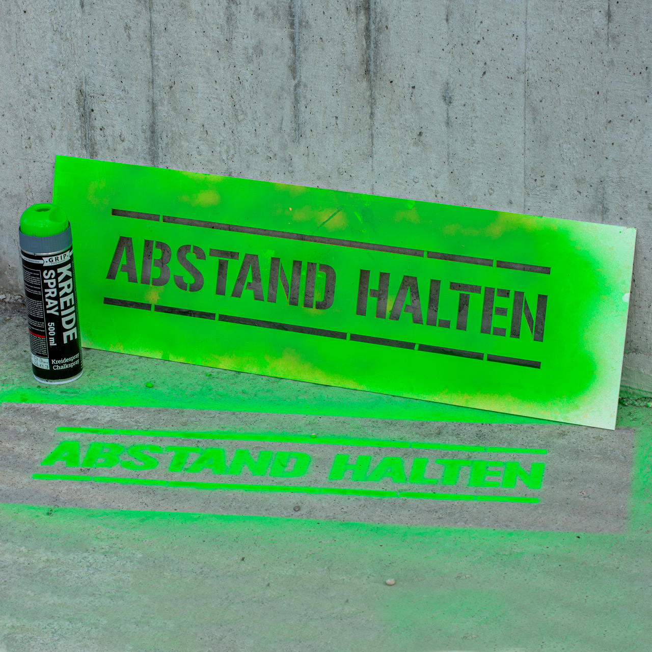 Schablone "ABSTAND HALTEN"