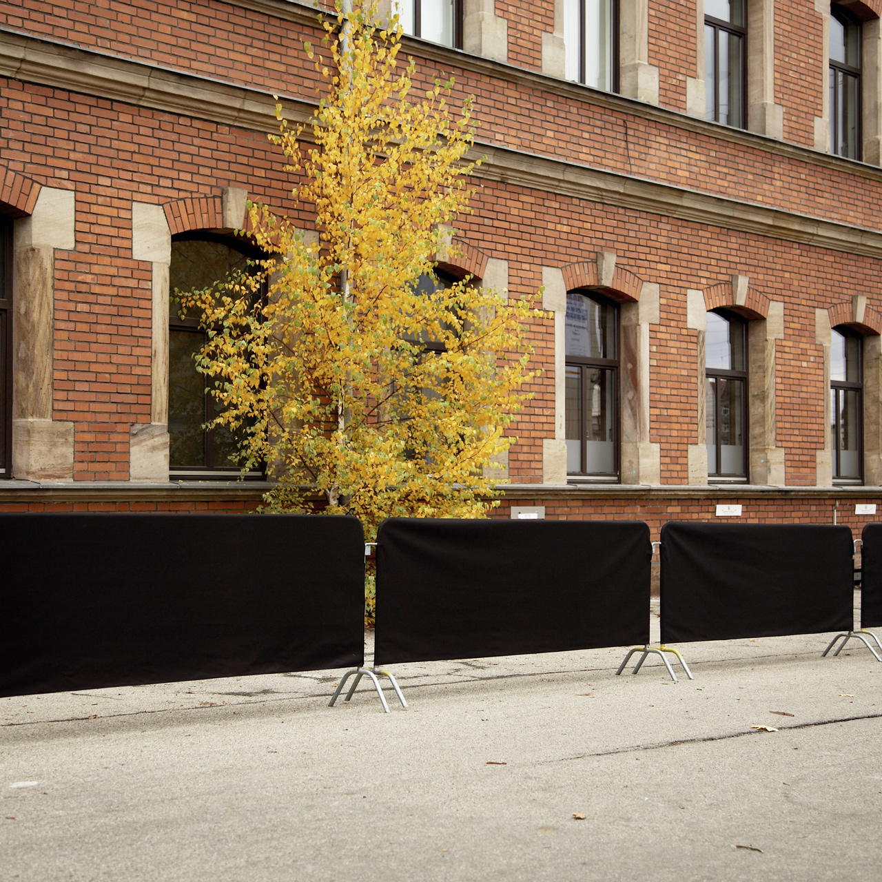 molton cover b1 - black