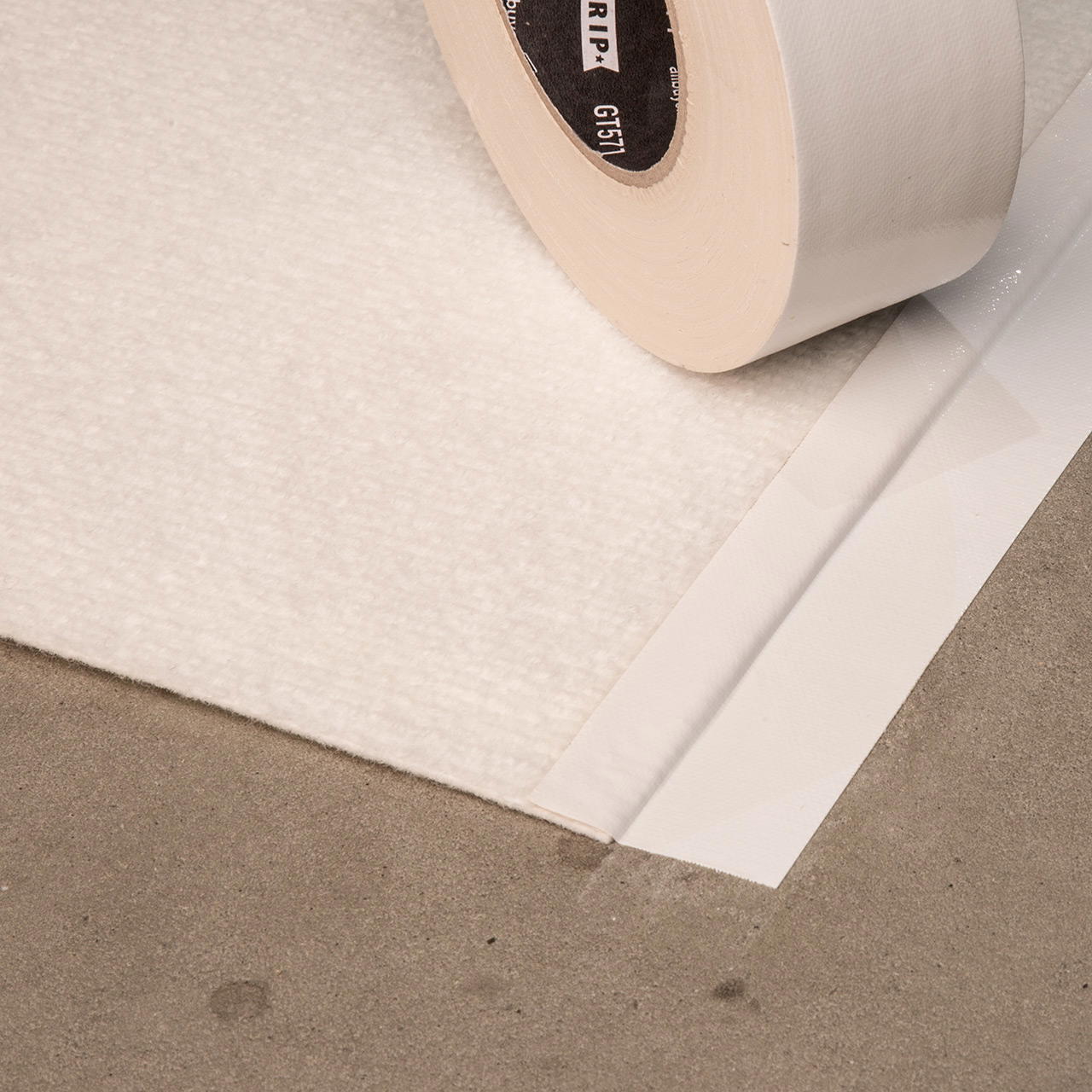Rips trade show carpet on rolls, 2 metres wide - white