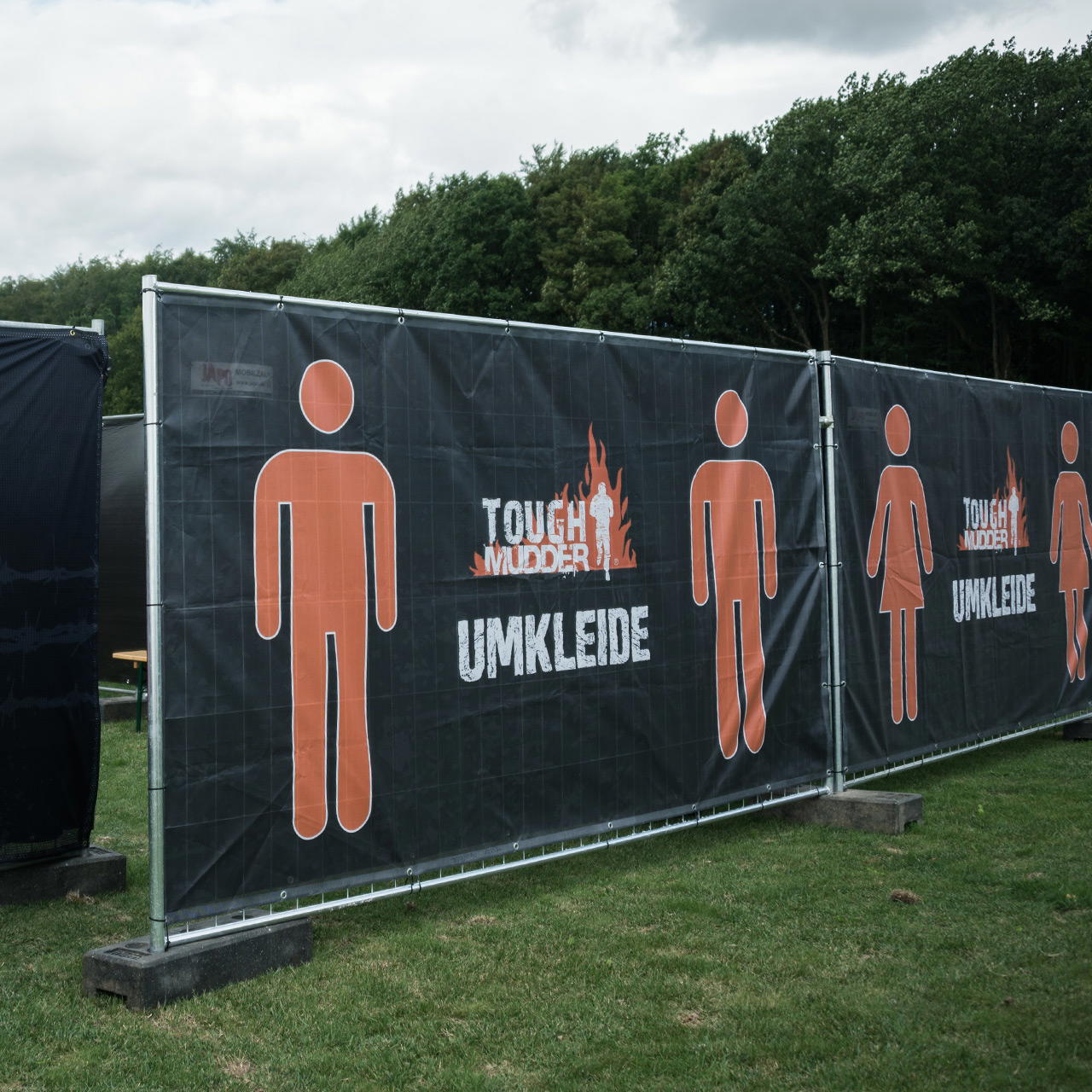 Fence-banner mesh B1