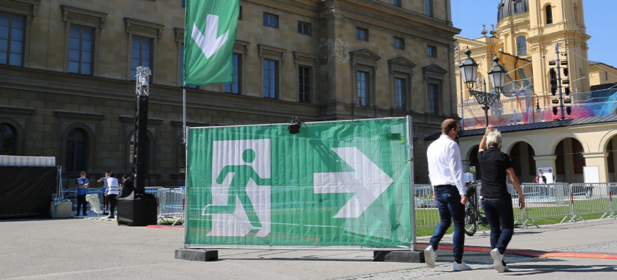 Produkte aus der Kategorie Infobanner & Fluchtwegbanner