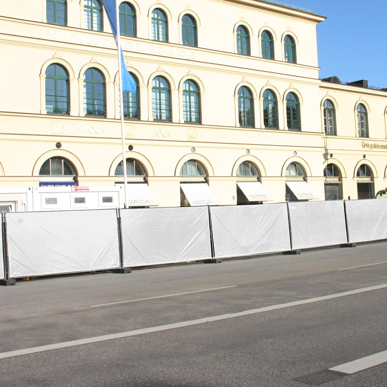 Construction fence tarp B1 3.41 x 1.76 m - white