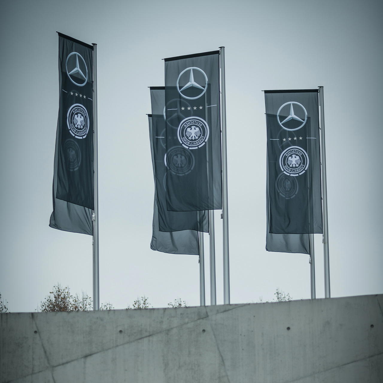 Hoist flag 120x300 cm portrait format - with hemstitch - with snap hook