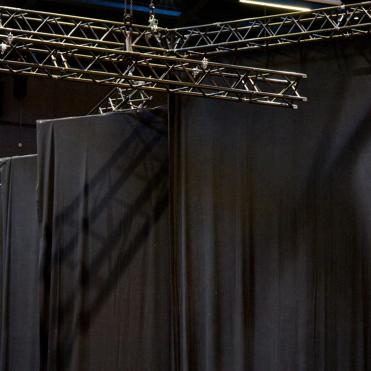 Bühnenmolton B1 - Rolle 60 lfm - schwarz