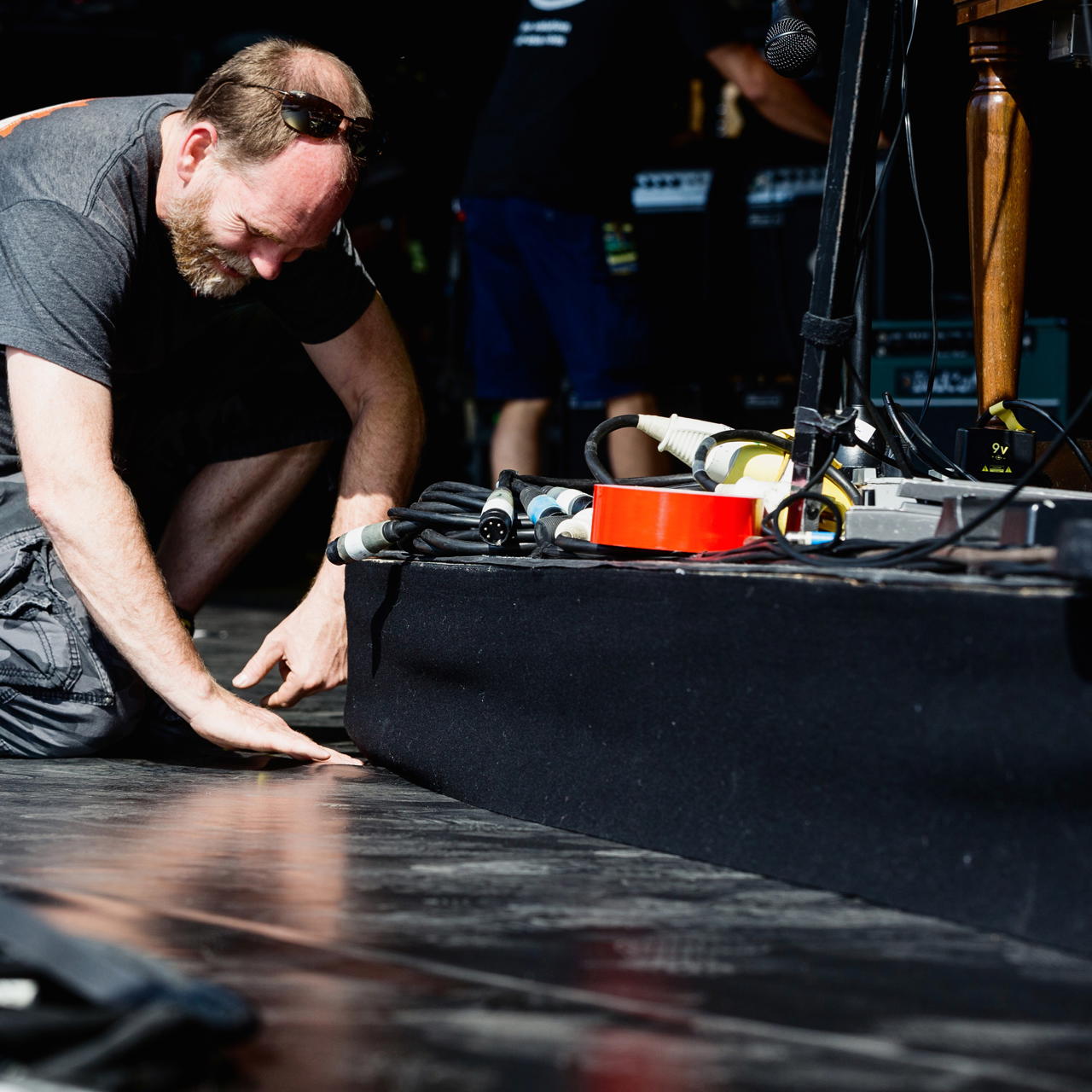 Stage molton B1 - sold by the metre - red