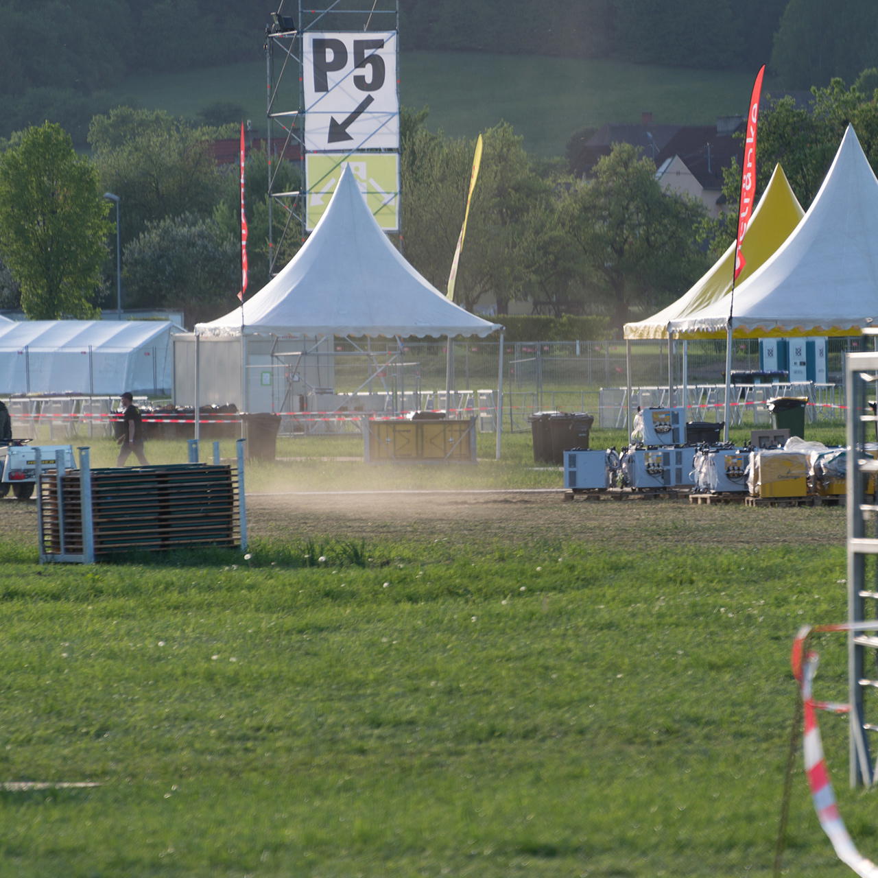 Absperrband rot weiß 100 m - extrem reißfest