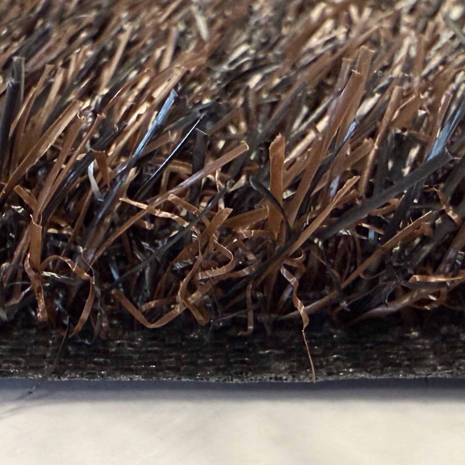 Kunstrasen Rolle 2 x 25 m - 2 m - braun