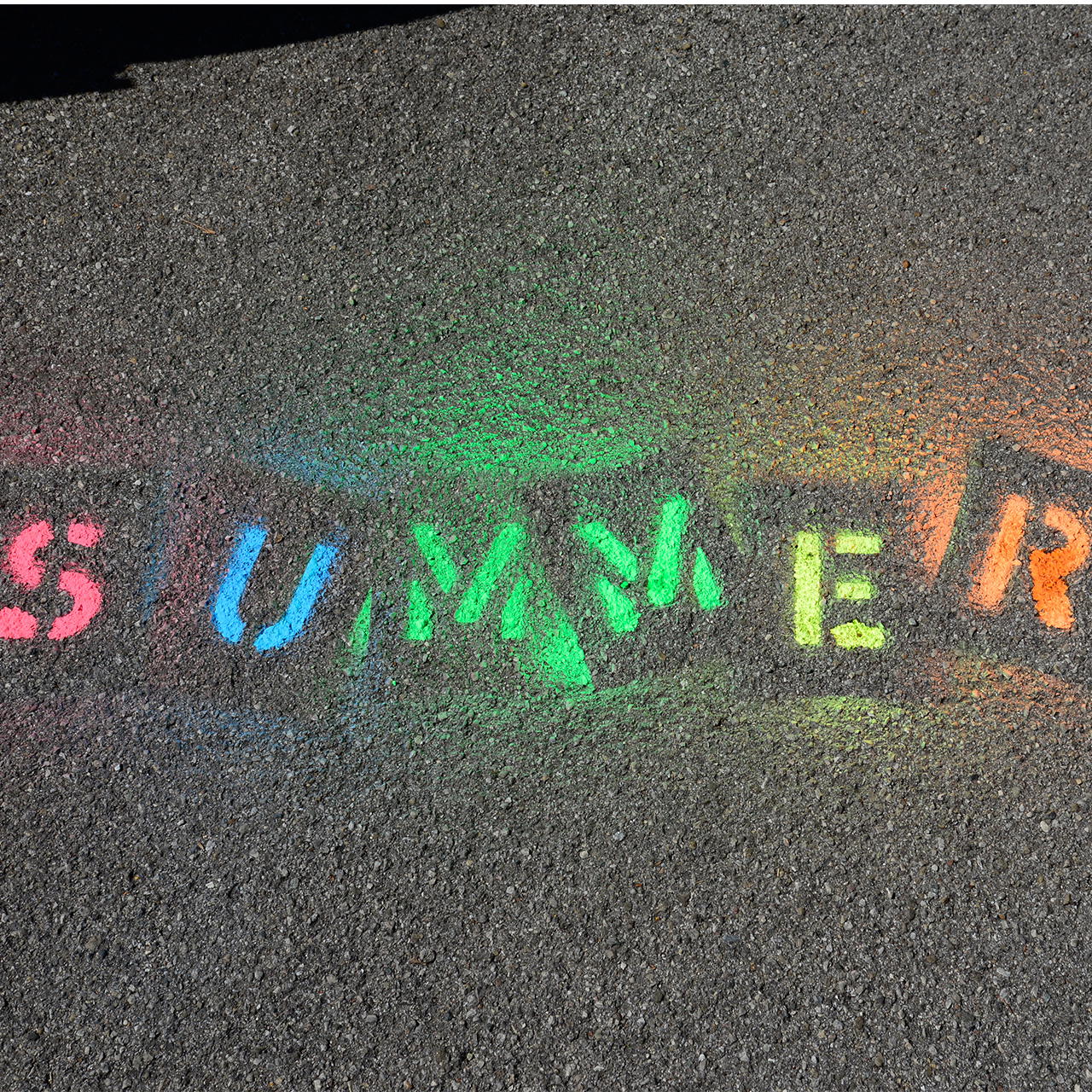 chalk spray - yellow