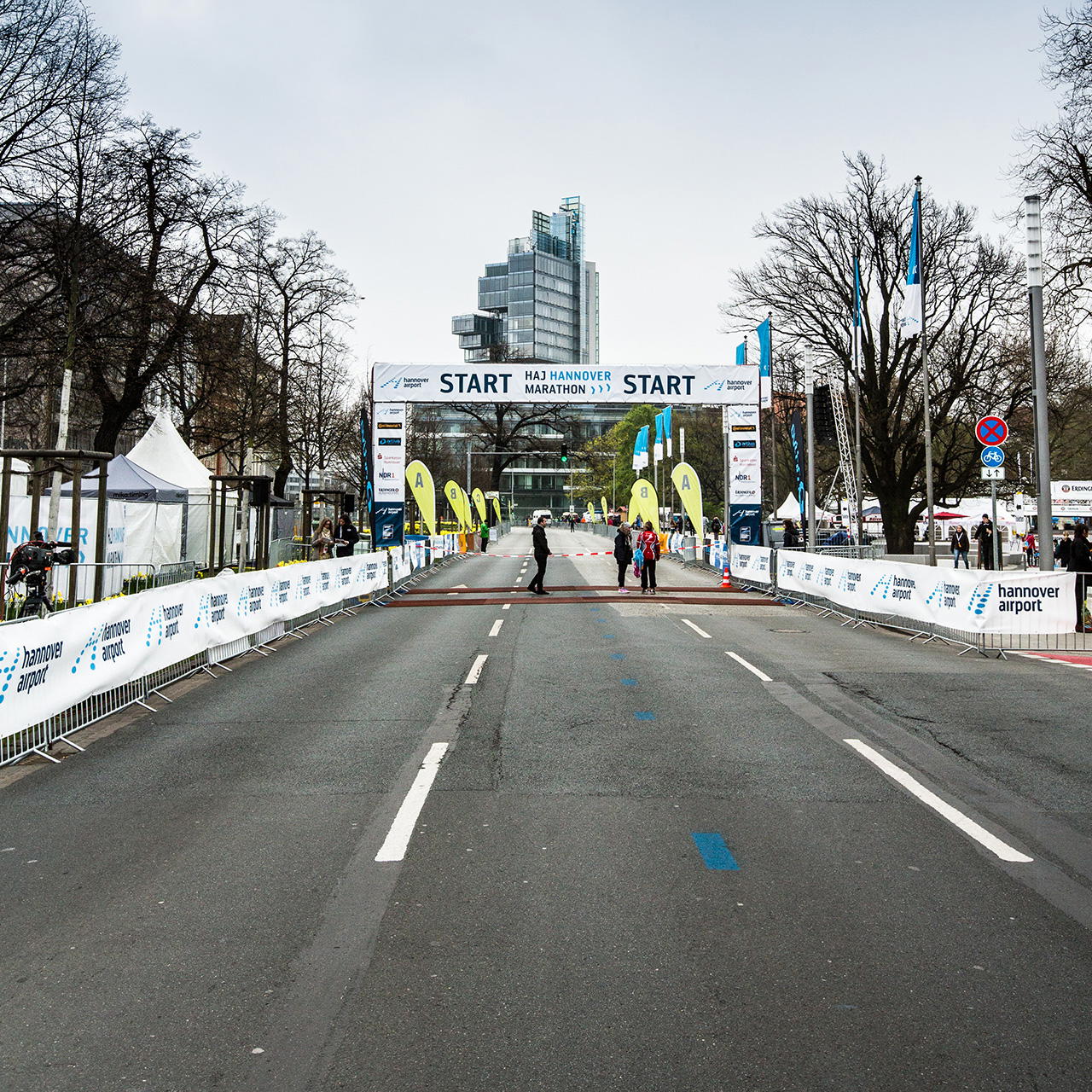 endless nonwovens - 4-coloured - 100 cm - 600 cm