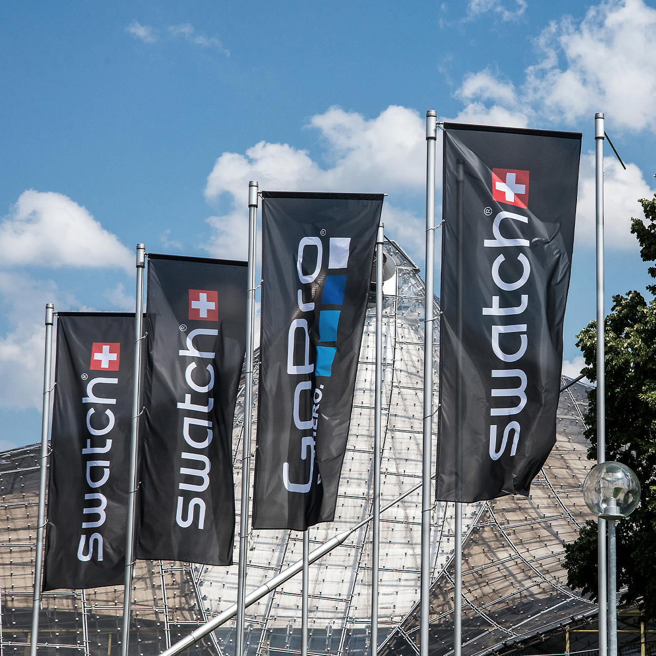 Hissfahne 150x400 cm Hochformat - ohne Hohlsaum - geöst