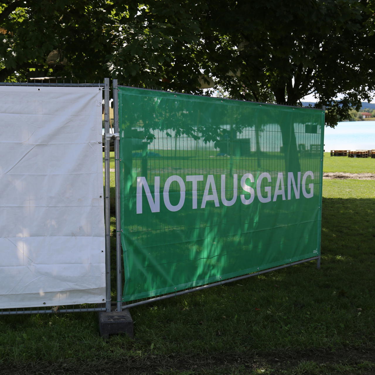Banner Notausgang - Schriftzug NOTAUSGANG