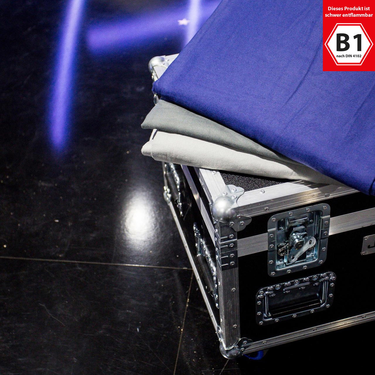 Decorative molton B1 – sold by the metre - black