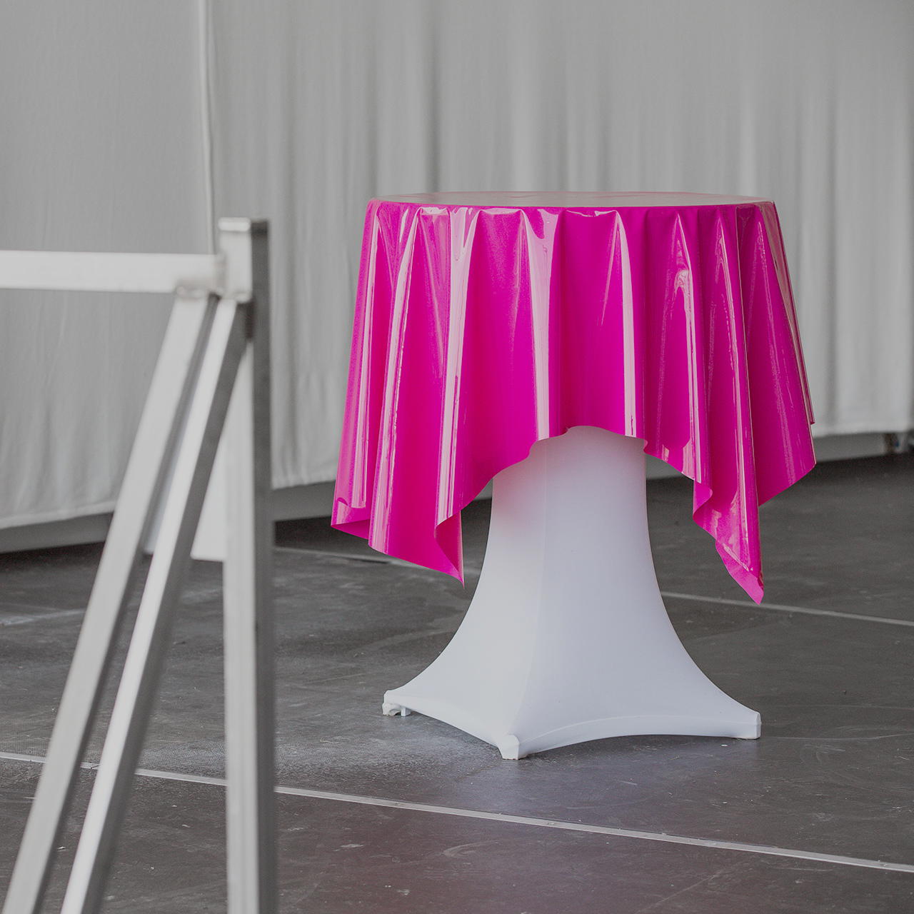 lacquer foil roll - white