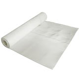 Eine schräg liegende, teilweise ausgerollte Rolle PE Folie B 1 in weiß, schwer entflammbar nach DIN 4102