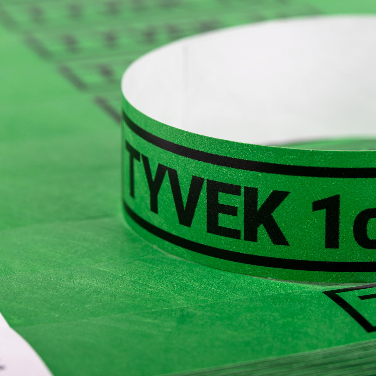 Printed single-colour 19 mm tyvek wristbands - dark green