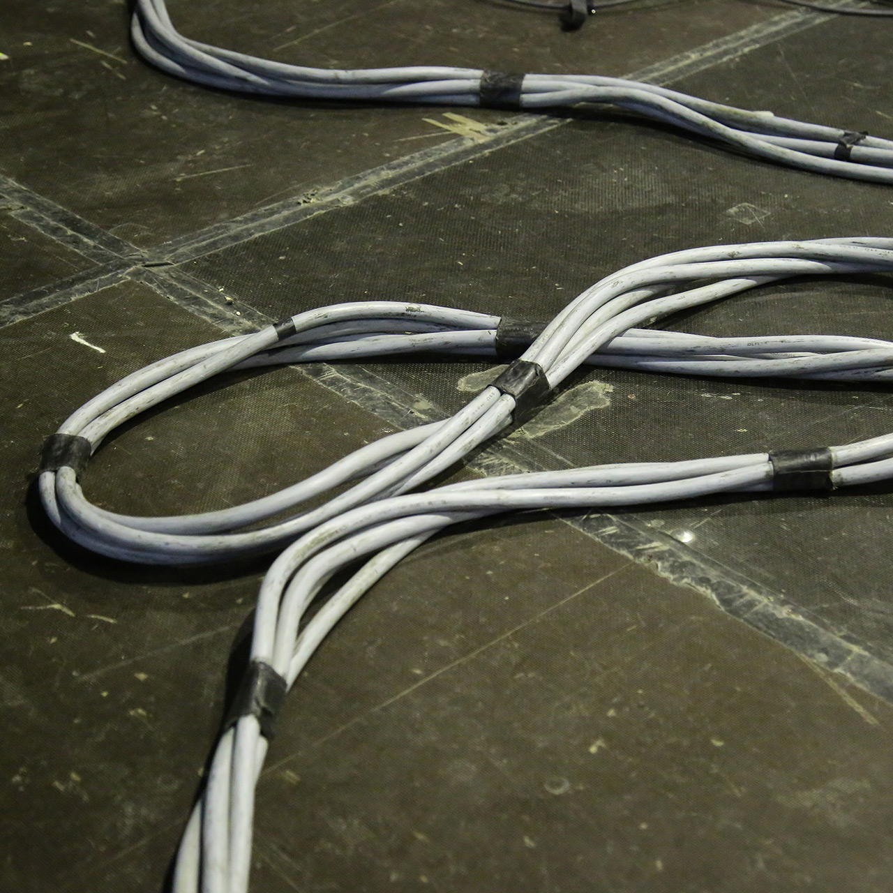 Isoband AT 7 - white