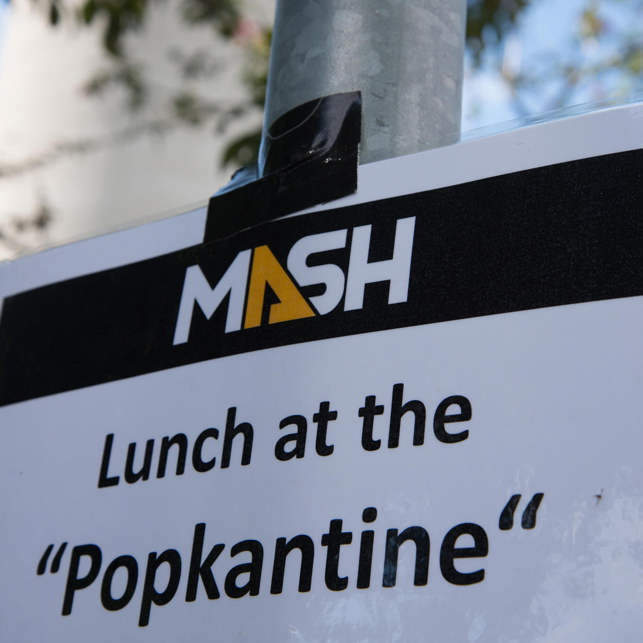 Adhesive cloth tape extra wide GT 571 - red