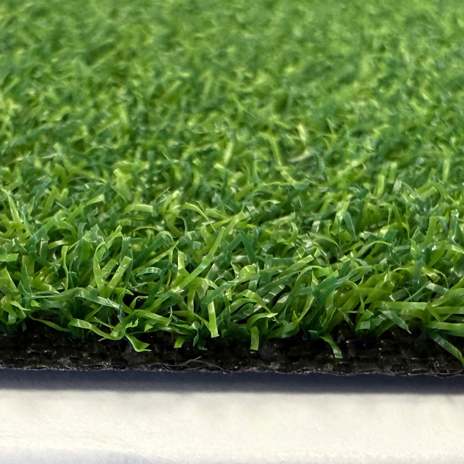 Kunstrasenteppich 4 x 25 m - 4 m - green