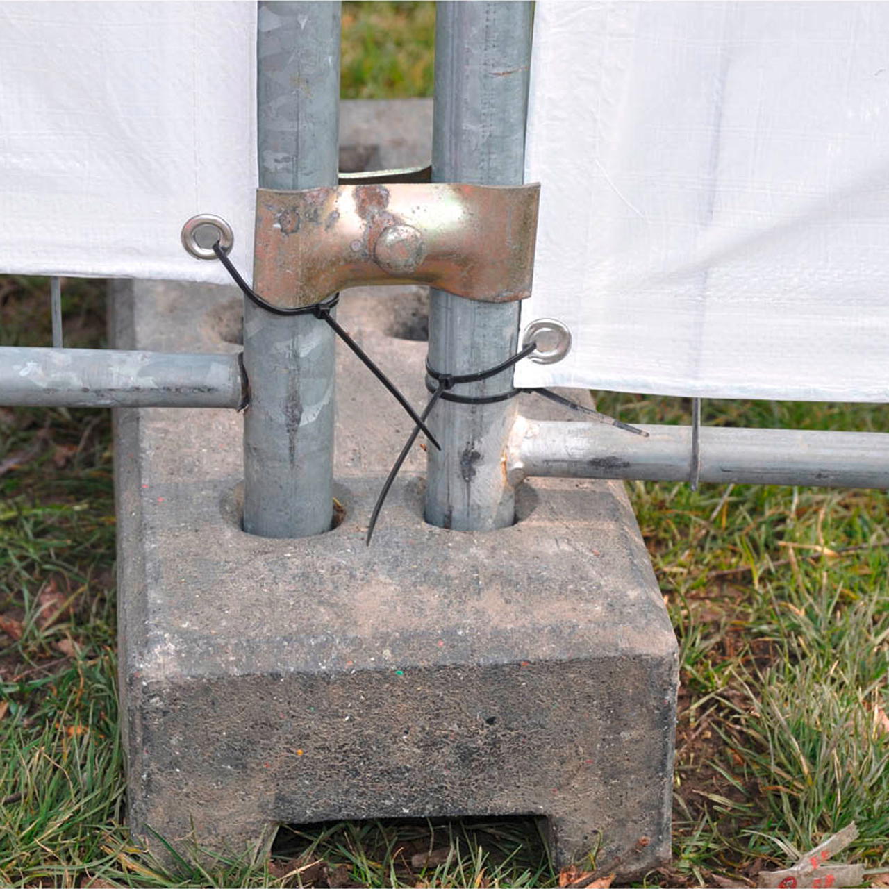 Construction fence tarp B1 3.41 x 1.76 m - white