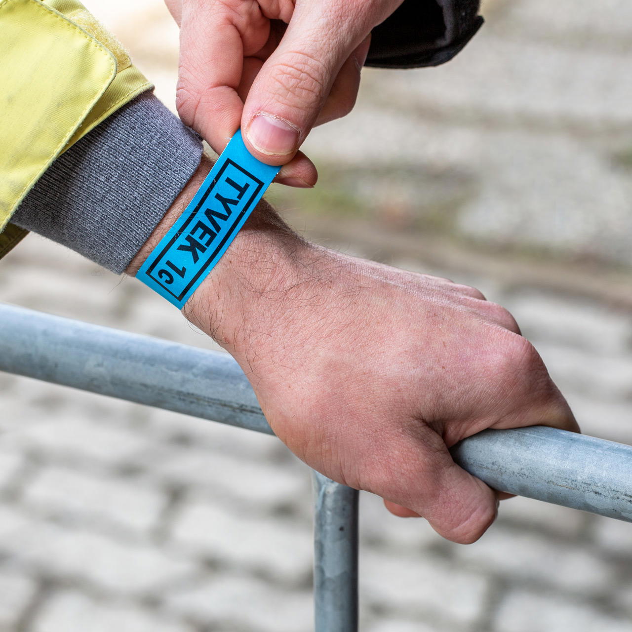 Printed single-colour 19 mm tyvek wristbands - light blue