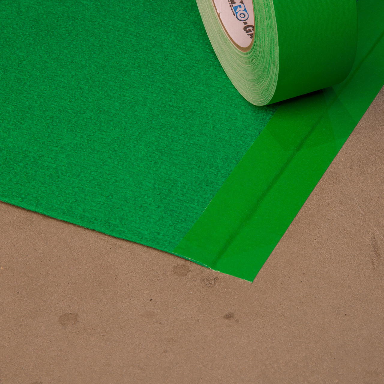 Rips trade show carpet on rolls, 2 metres wide - green