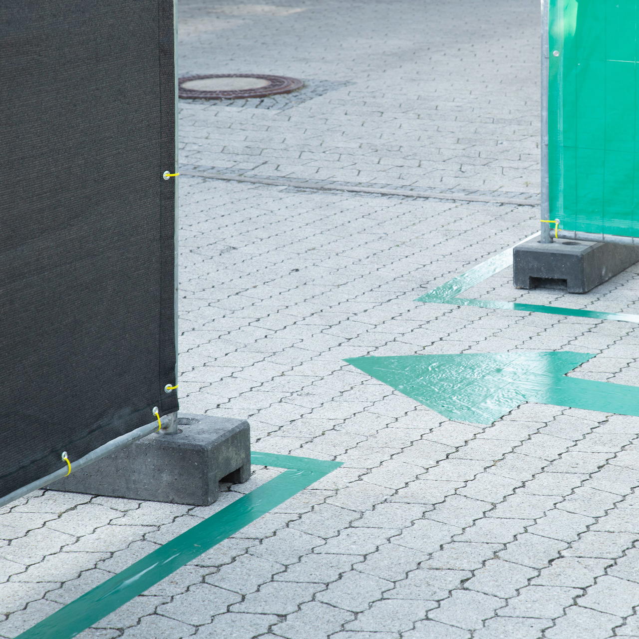 Adhesive cloth tape extra wide GT 571 - red