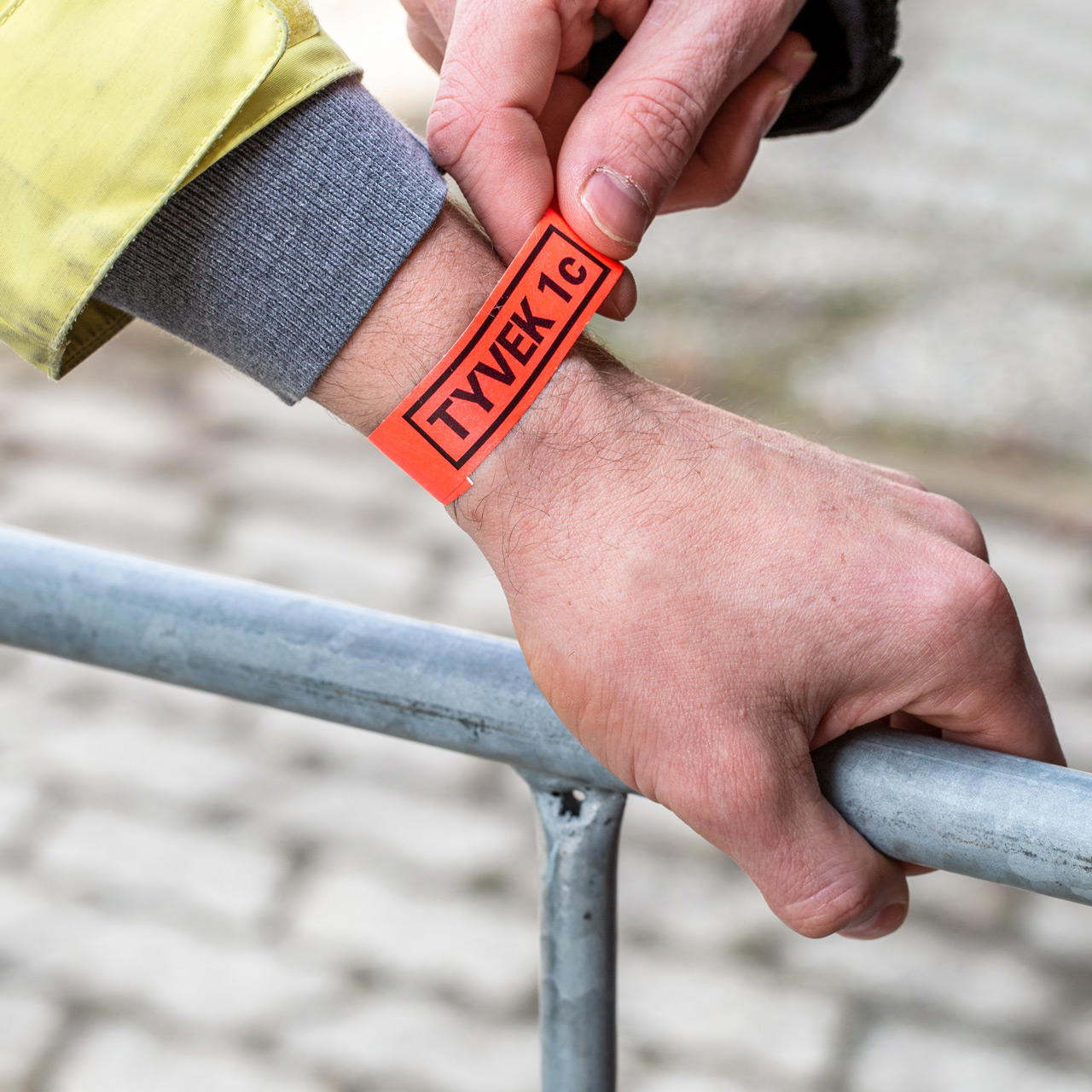 Printed single-colour 19 mm tyvek wristbands - sunfire red