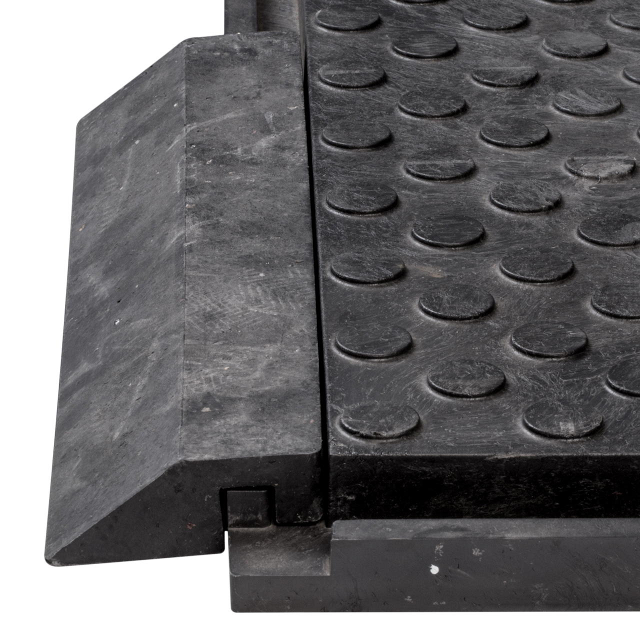 access ramp heavy - below