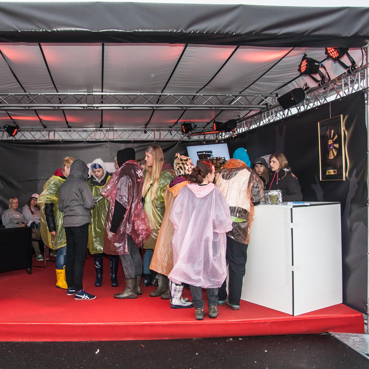 Disposable raincape GRIP – pack of 10 - pink