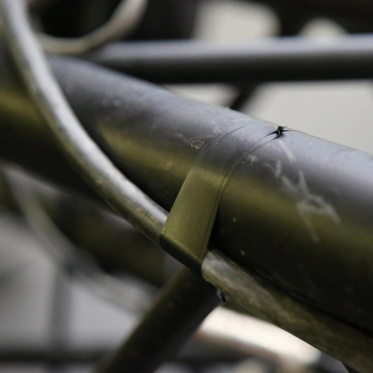 Isoband AT 7 - white