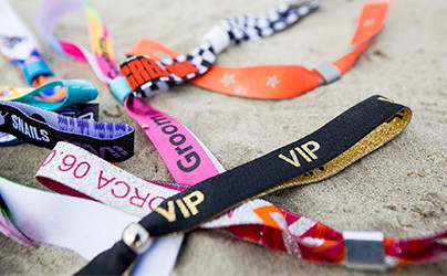 Products from the category admission wristbands