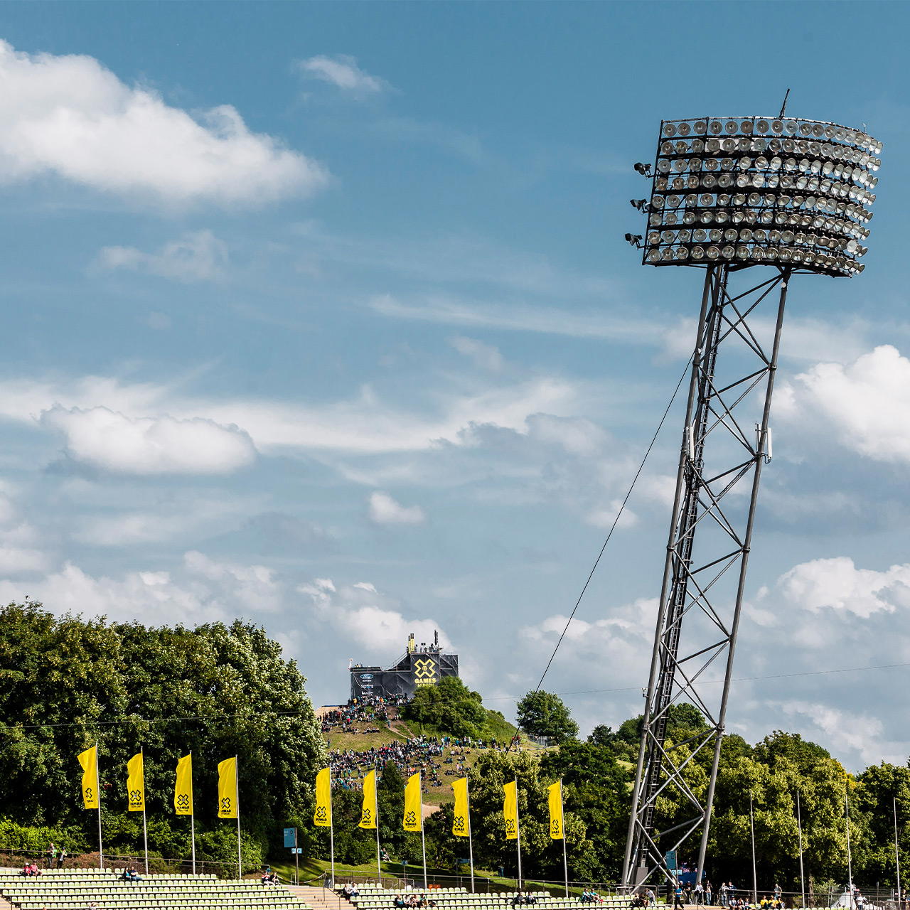 Hoist flag 120x300 cm portrait format - with hemstitch - with snap hook
