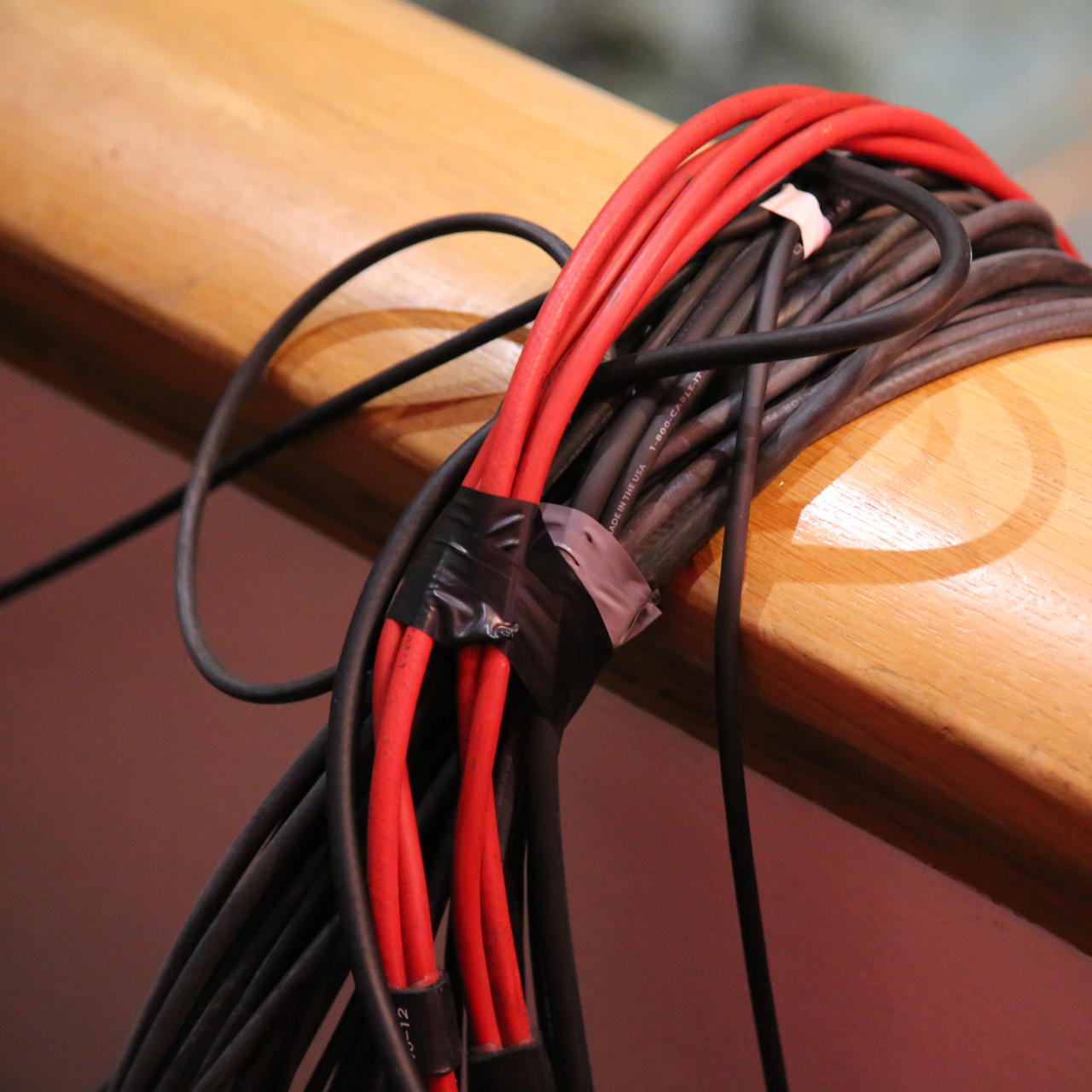 Isoband AT 7 - white