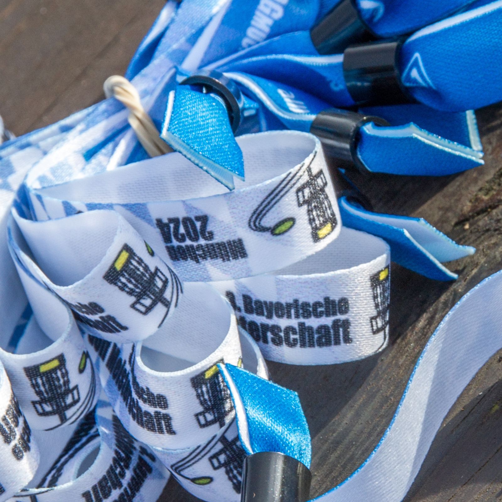 Printed fabric wristbands – single-sided - Plastic closure (self-sealing)