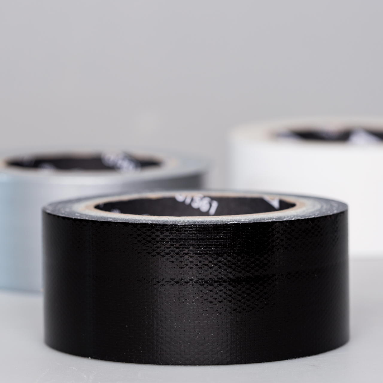 Adhesive cloth tape GT 561 - 25 m - black