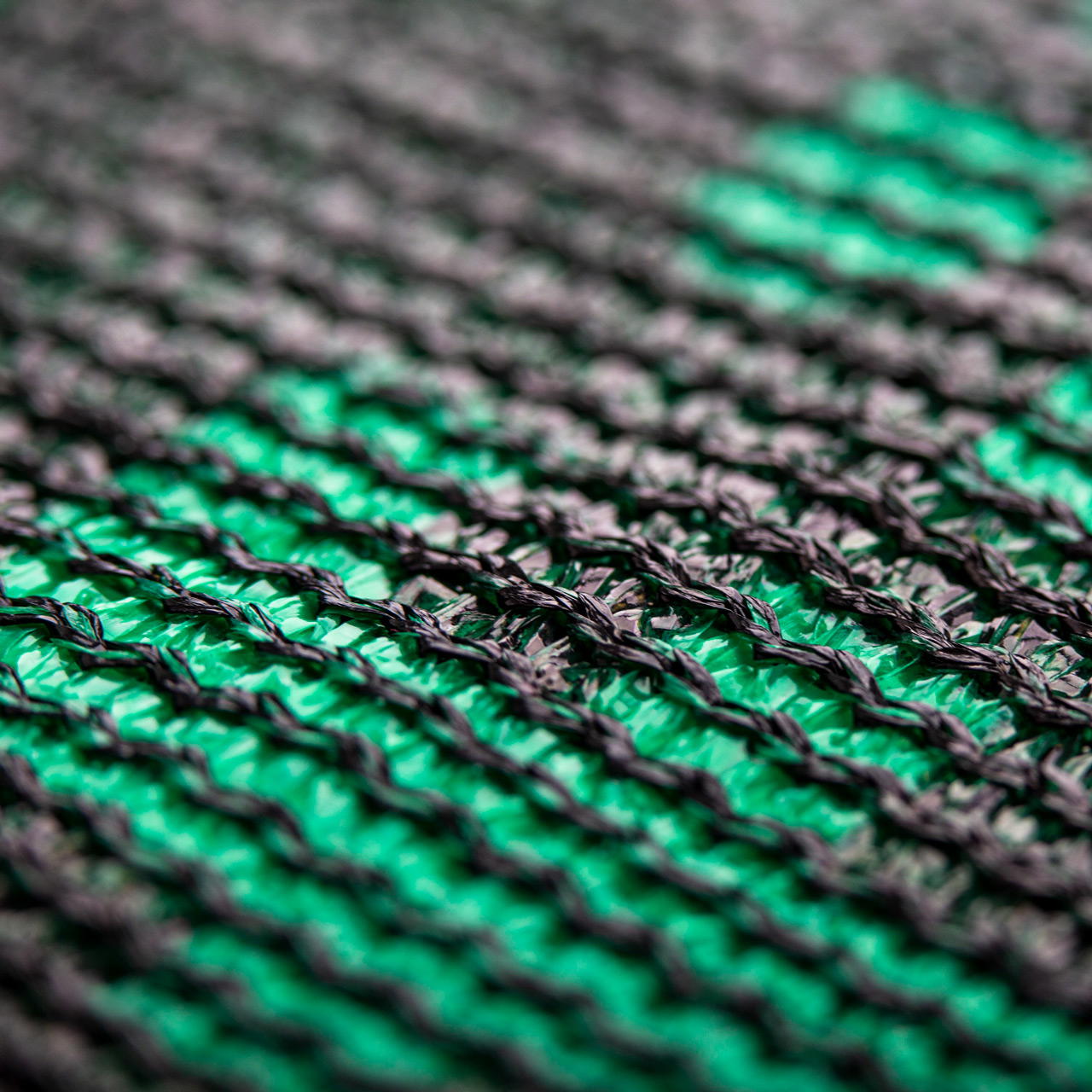 Printing tennis banners measuring 12 x 2 metres