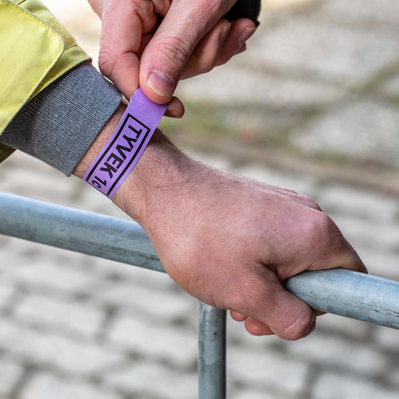 Printed single-colour 19 mm tyvek wristbands - lavender