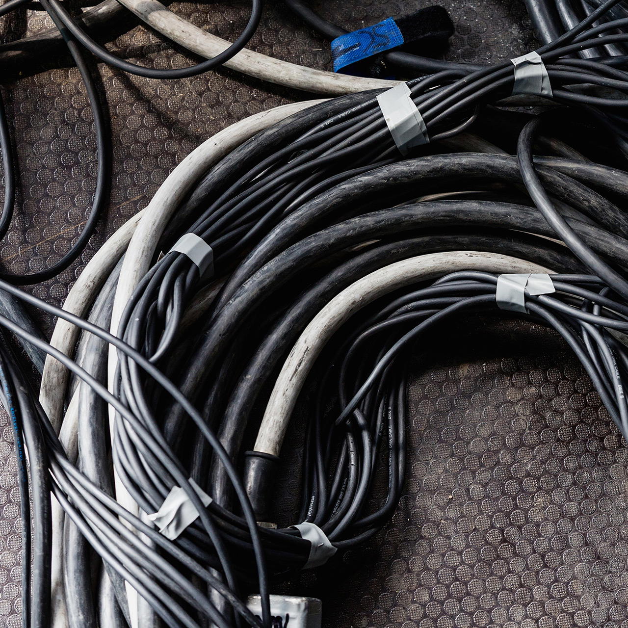 Isoband AT 7 - white