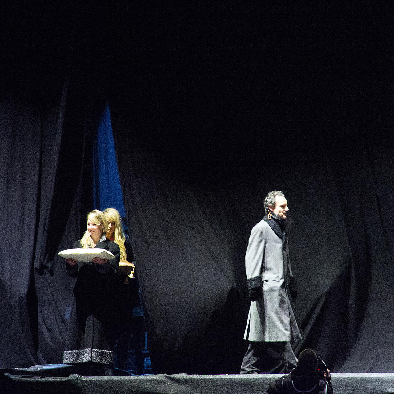 Molton curtains in standard sizes - 6 m x 3 m